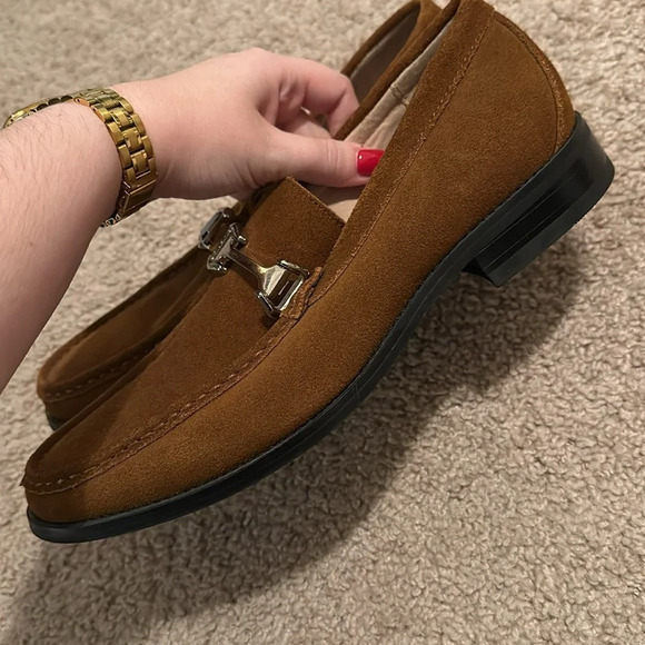 Stacy Adams Men’s Sliver Buckle Round Toe Brown Suede Leather Loafers - Picture 5 of 7